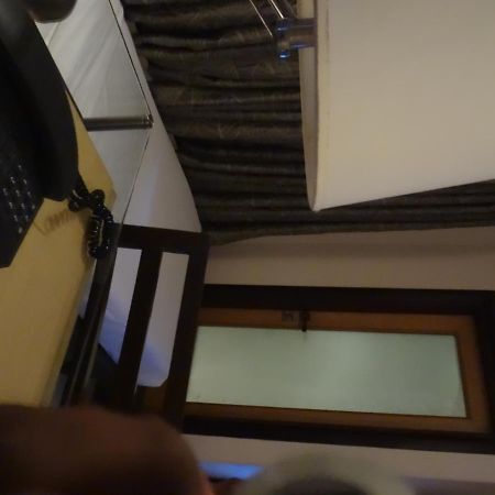 Hotel Sapna Marine Mumbai Exterior foto